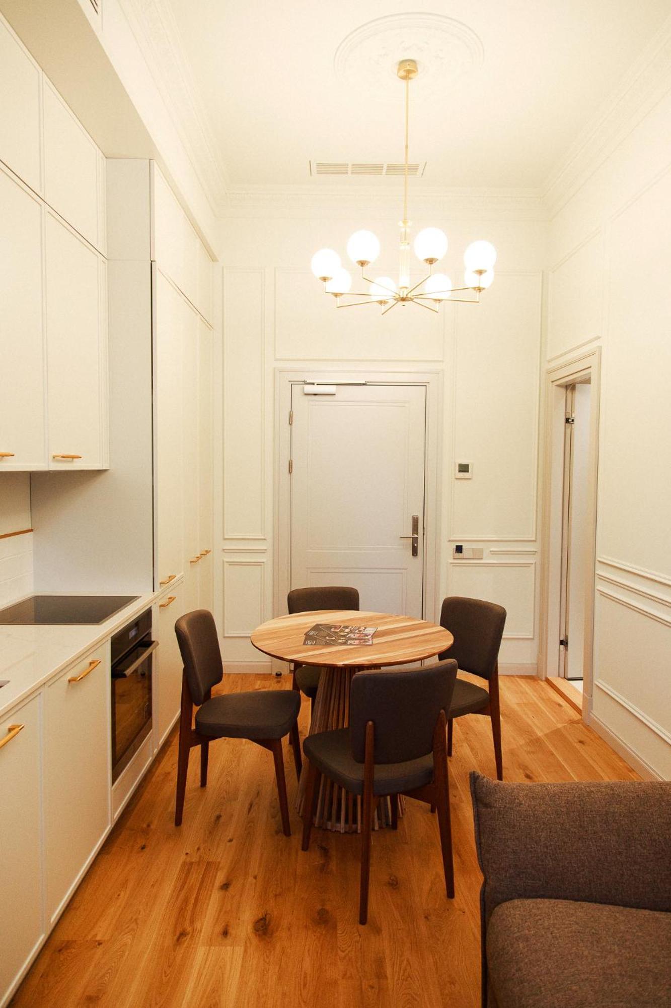 Roze Center Apartments Liepāja Extérieur photo
